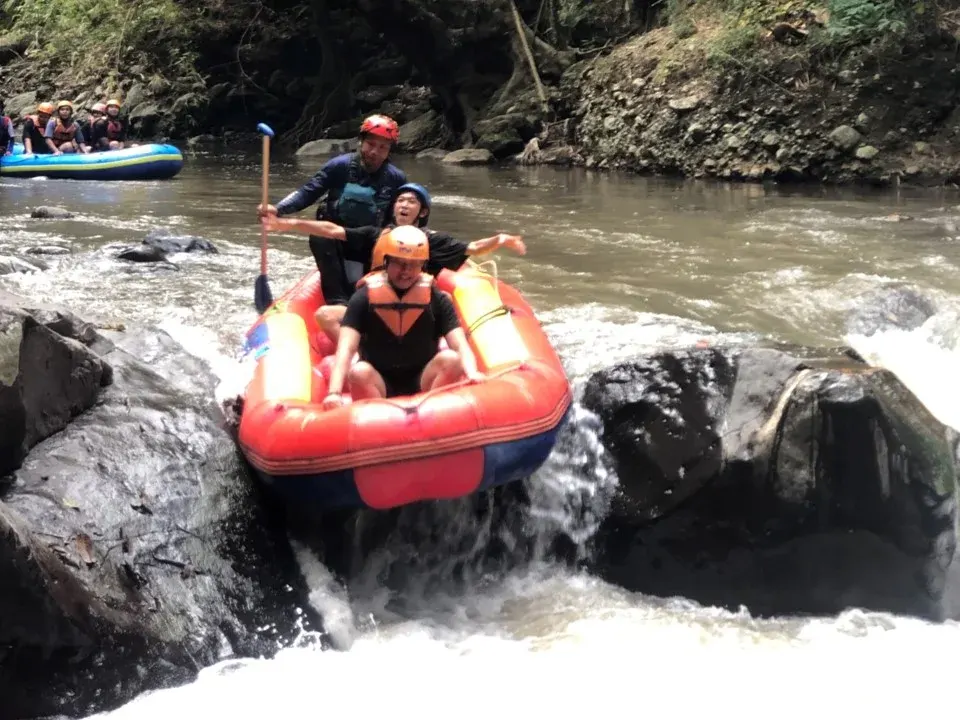 Pemandangan Sungai Brantas Batu